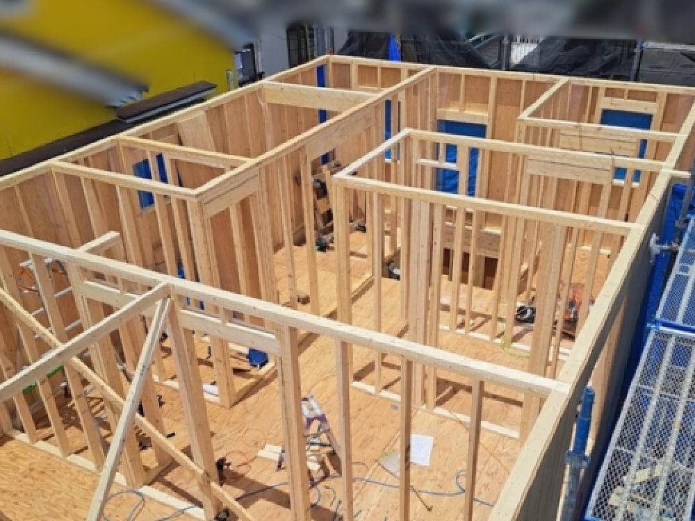 ２階建枠工事2