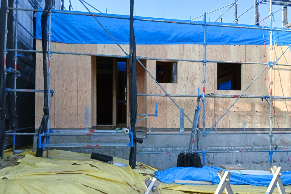 １階部分の壁ができました