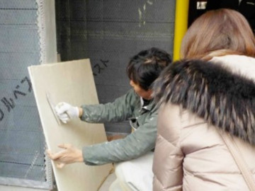 漆喰の塗りムラの確認