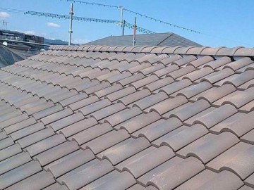 屋根瓦が施工されました！
