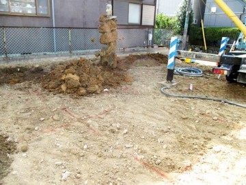 地盤改良工事を行いました
