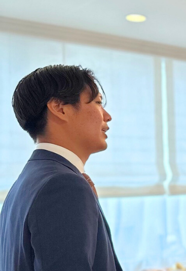 講師